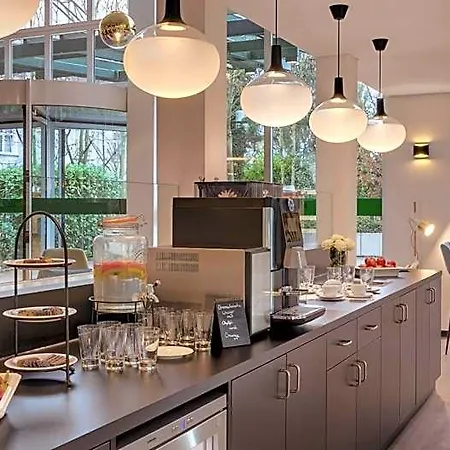 The Yard Hotel 4*