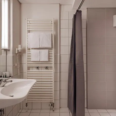 The Yard Hotel 4*