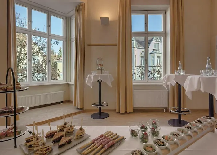 Hotel The Yard Bad Honnef 4*